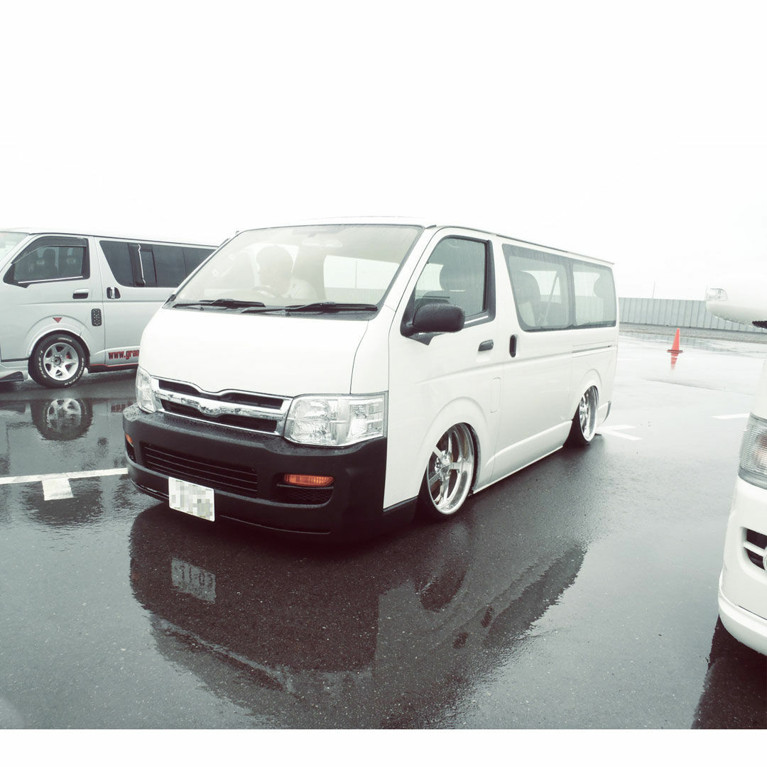 Picture for category Toyota Quantum